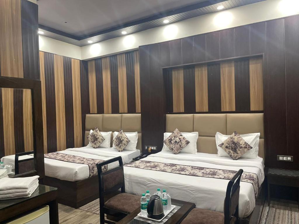 Hotel Radiance Delhi  Eksteriør bilde