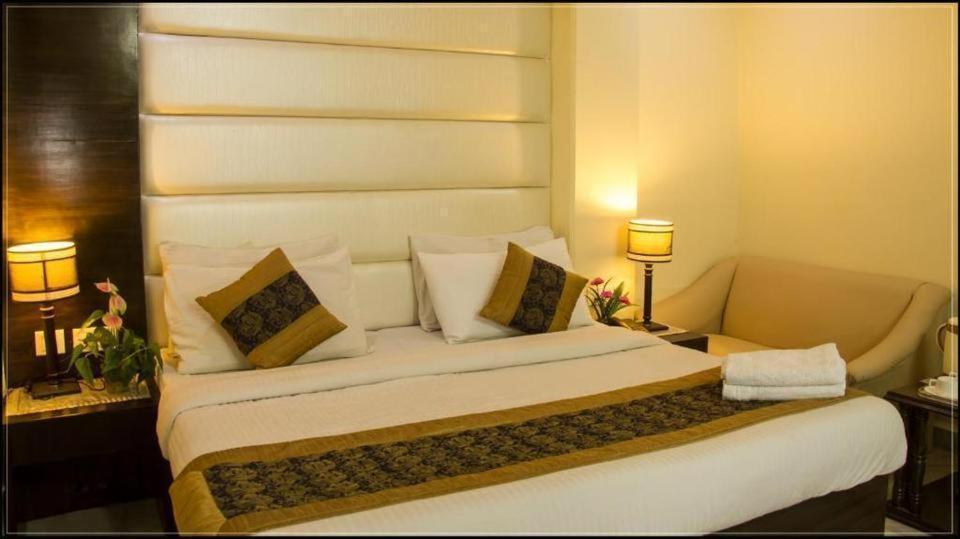 Hotel Radiance Delhi  Eksteriør bilde
