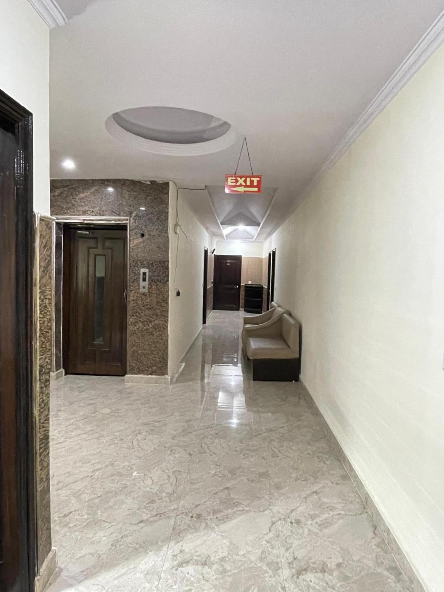 Hotel Radiance Delhi  Eksteriør bilde